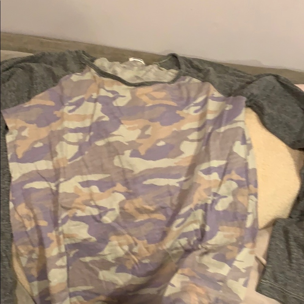 Monrow long sleeve camo